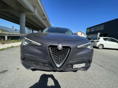 Alfa-Romeo Stelvio 2.0 Q4
