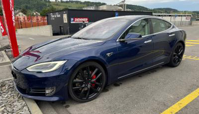 Tesla Model S Ludicrous Performamce