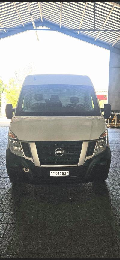 Nissan Nv400