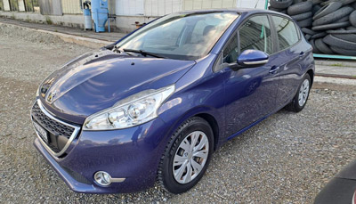 Peugeot 208