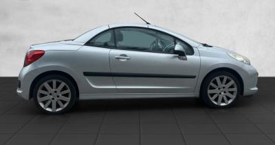 Peugeot 207 CC 1.6 16 V Turbo Sport